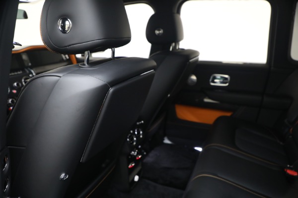 Used 2026 Rolls-Royce Black Badge Cullinan for sale $515,900 at Alfa Romeo of Westport in Westport CT 06880 27
