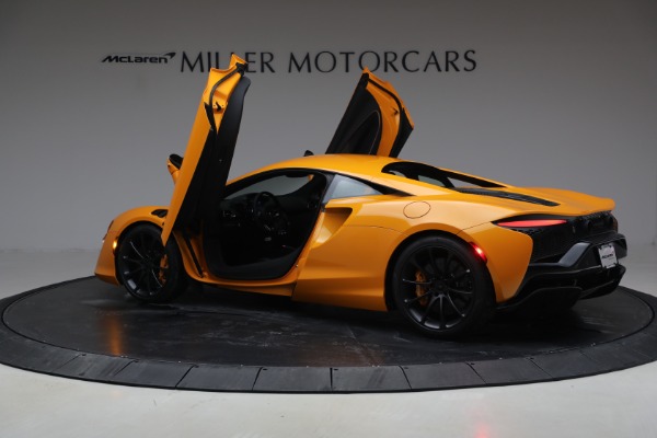 New 2026 McLaren Artura TechLux for sale $314,250 at Alfa Romeo of Westport in Westport CT 06880 16