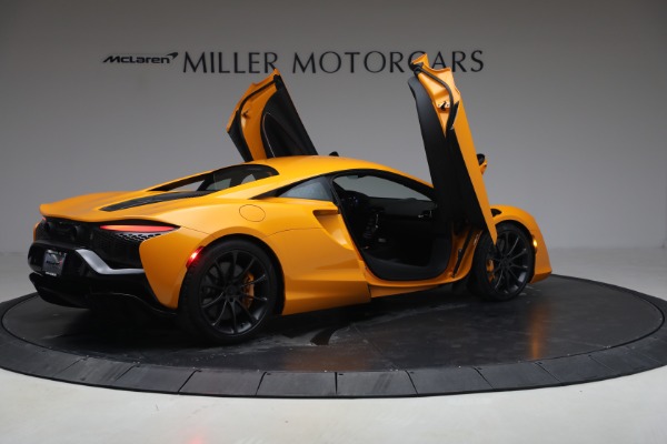 New 2026 McLaren Artura TechLux for sale $314,250 at Alfa Romeo of Westport in Westport CT 06880 17