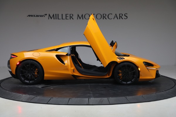 New 2026 McLaren Artura TechLux for sale $314,250 at Alfa Romeo of Westport in Westport CT 06880 18