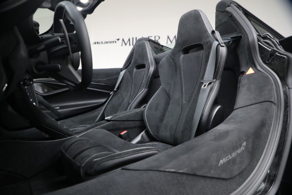 New 2026 McLaren 750S Spider Performance for sale $450,200 at Alfa Romeo of Westport in Westport CT 06880 21