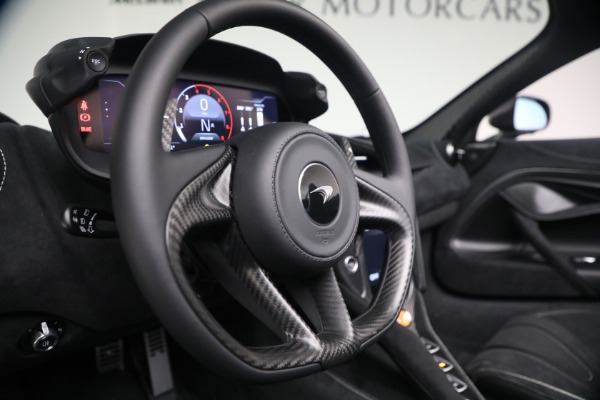 New 2026 McLaren 750S Spider Performance for sale $450,200 at Alfa Romeo of Westport in Westport CT 06880 27