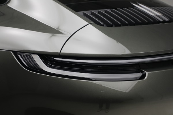 Used 2022 Porsche 911 Carrera for sale Sold at Alfa Romeo of Westport in Westport CT 06880 25