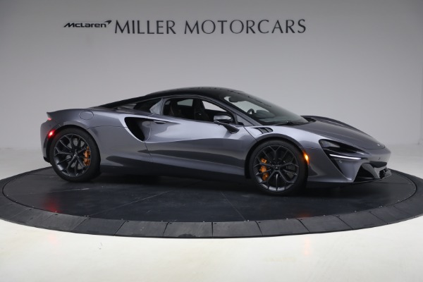 Used 2024 McLaren Artura Performance for sale $191,900 at Alfa Romeo of Westport in Westport CT 06880 10