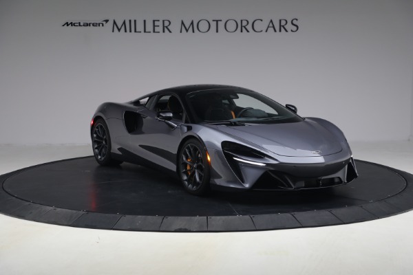 Used 2024 McLaren Artura Performance for sale $191,900 at Alfa Romeo of Westport in Westport CT 06880 12