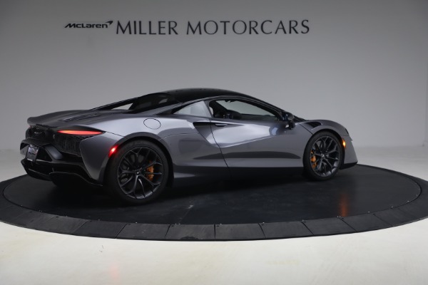 Used 2024 McLaren Artura Performance for sale $191,900 at Alfa Romeo of Westport in Westport CT 06880 8
