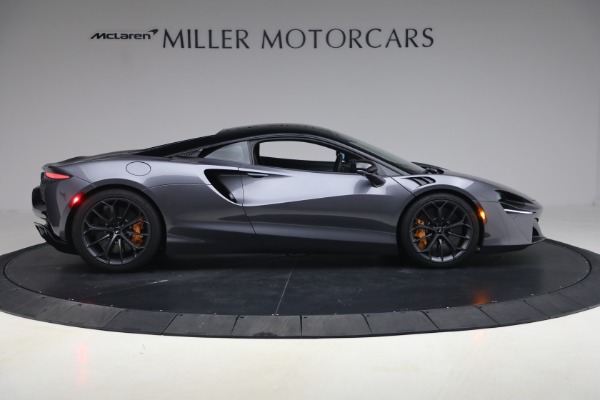 Used 2024 McLaren Artura Performance for sale $191,900 at Alfa Romeo of Westport in Westport CT 06880 9