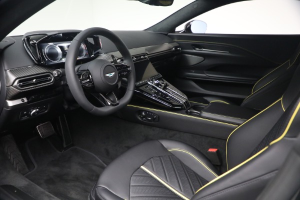 New 2026 Aston Martin Vantage S for sale $265,300 at Alfa Romeo of Westport in Westport CT 06880 13