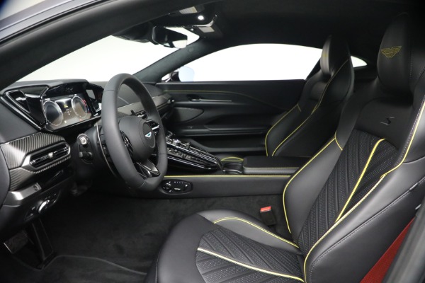 New 2026 Aston Martin Vantage S for sale $265,300 at Alfa Romeo of Westport in Westport CT 06880 14