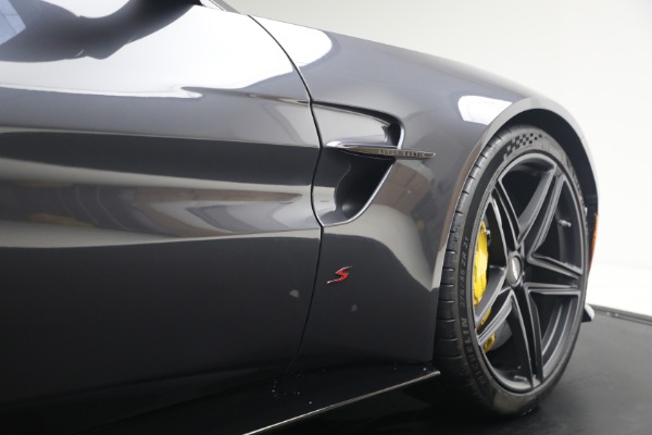 New 2026 Aston Martin Vantage S for sale $265,300 at Alfa Romeo of Westport in Westport CT 06880 27