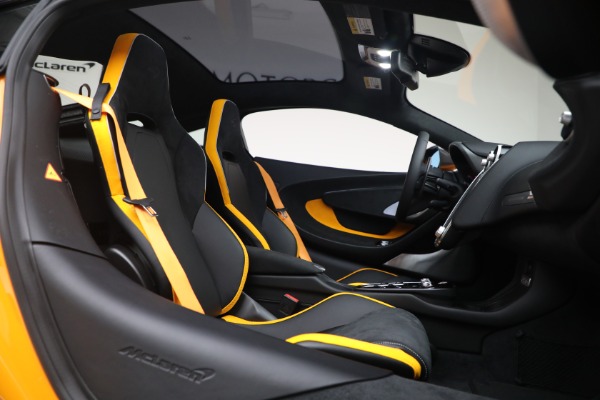 New 2026 McLaren GTS Performance for sale $249,250 at Alfa Romeo of Westport in Westport CT 06880 24