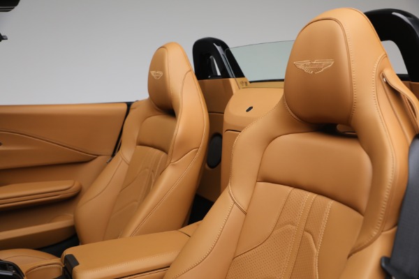 New 2026 Aston Martin Vantage Roadster for sale $265,600 at Alfa Romeo of Westport in Westport CT 06880 26