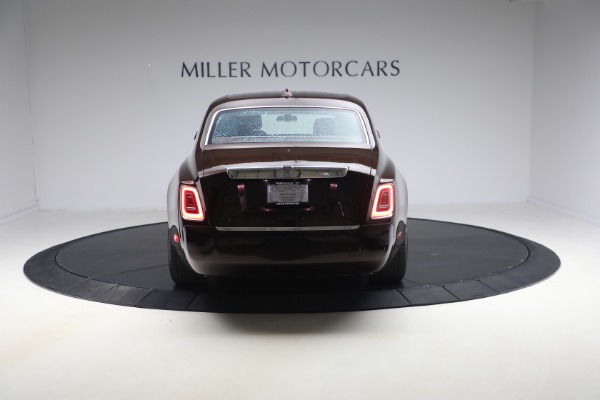 Used 2018 Rolls-Royce Phantom EWB for sale $299,900 at Alfa Romeo of Westport in Westport CT 06880 6
