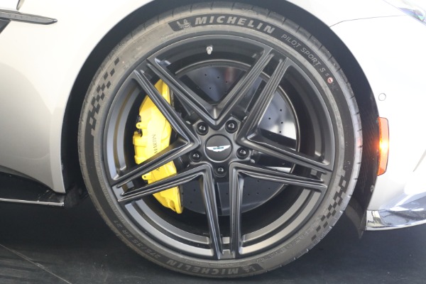 New 2026 Aston Martin Vantage S for sale $247,500 at Alfa Romeo of Westport in Westport CT 06880 17