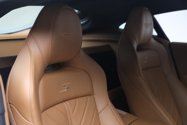 New 2026 Aston Martin Vantage S for sale $249,200 at Alfa Romeo of Westport in Westport CT 06880 23