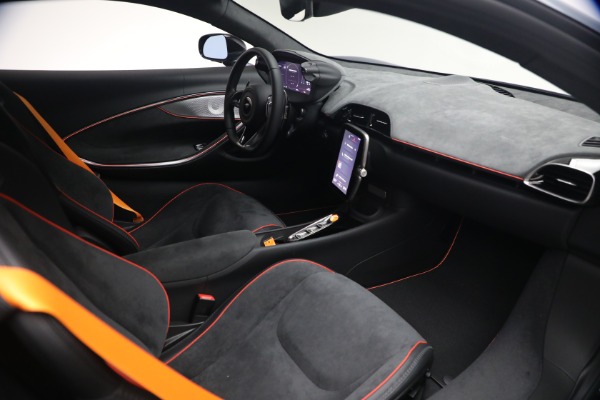 New 2026 McLaren Artura Performance for sale $305,700 at Alfa Romeo of Westport in Westport CT 06880 25