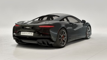 New 2026 McLaren Artura Performance for sale $305,700 at Alfa Romeo of Westport in Westport CT 06880 3