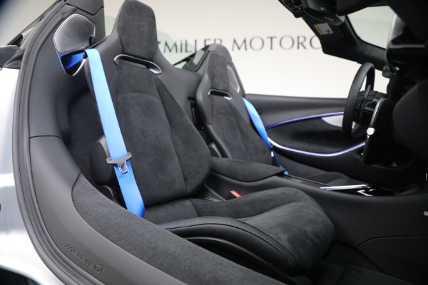 New 2026 McLaren Artura Spider Performance for sale $345,150 at Alfa Romeo of Westport in Westport CT 06880 24