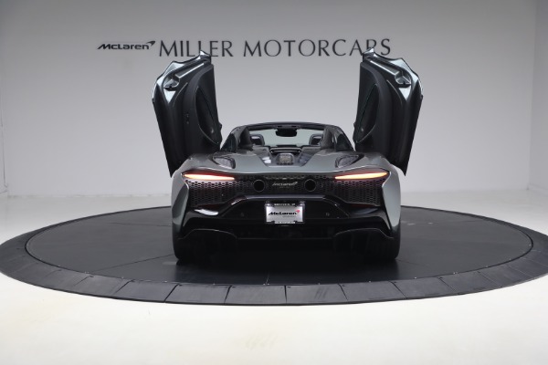 New 2026 McLaren Artura Spider Performance for sale $337,300 at Alfa Romeo of Westport in Westport CT 06880 16