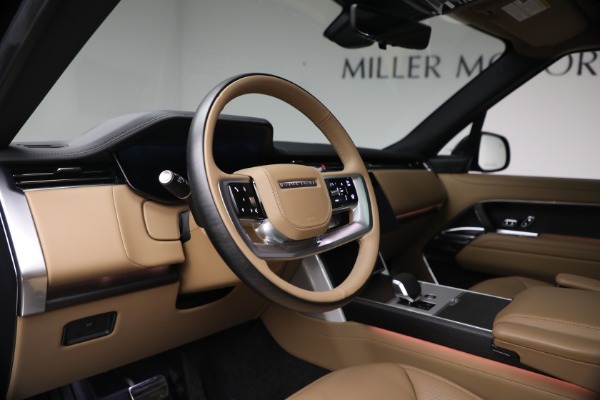 Used 2025 Land Rover Range Rover P530 SE for sale Sold at Alfa Romeo of Westport in Westport CT 06880 13