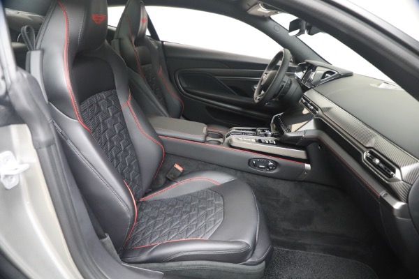 New 2026 Aston Martin Vanquish for sale $546,000 at Alfa Romeo of Westport in Westport CT 06880 19