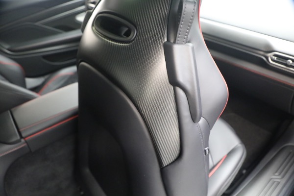 New 2026 Aston Martin Vanquish for sale $546,000 at Alfa Romeo of Westport in Westport CT 06880 21