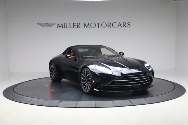 New 2026 Aston Martin Vantage Roadster for sale $260,900 at Alfa Romeo of Westport in Westport CT 06880 23