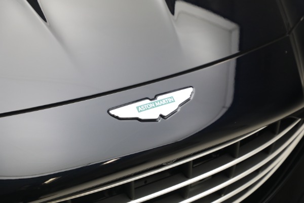 New 2026 Aston Martin Vantage Roadster for sale $260,900 at Alfa Romeo of Westport in Westport CT 06880 25