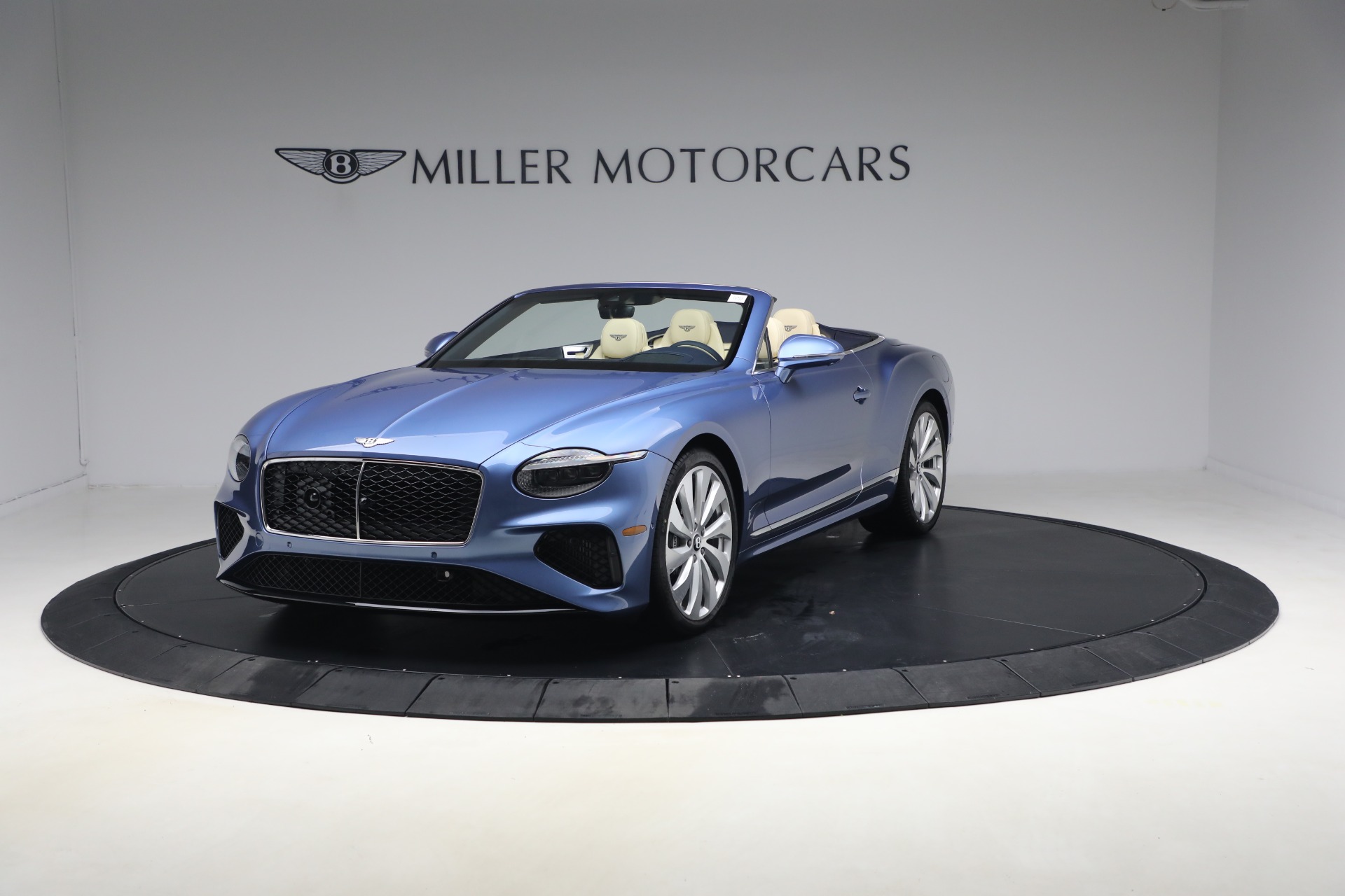 New 2026 Bentley Continental GTC for sale $357,195 at Alfa Romeo of Westport in Westport CT 06880 1