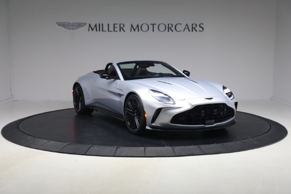New 2026 Aston Martin Vantage Roadster for sale $274,300 at Alfa Romeo of Westport in Westport CT 06880 11