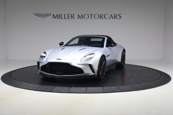 New 2026 Aston Martin Vantage Roadster for sale $274,300 at Alfa Romeo of Westport in Westport CT 06880 13