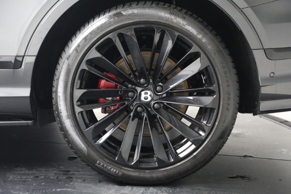 Used 2022 Bentley Bentayga Speed for sale $161,900 at Alfa Romeo of Westport in Westport CT 06880 11