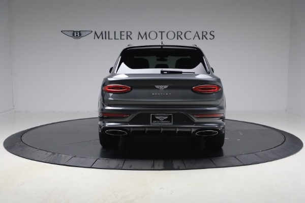 Used 2022 Bentley Bentayga Speed for sale $161,900 at Alfa Romeo of Westport in Westport CT 06880 4