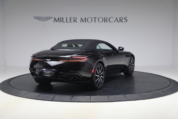 Used 2020 Aston Martin DB11 Volante for sale $121,900 at Alfa Romeo of Westport in Westport CT 06880 19
