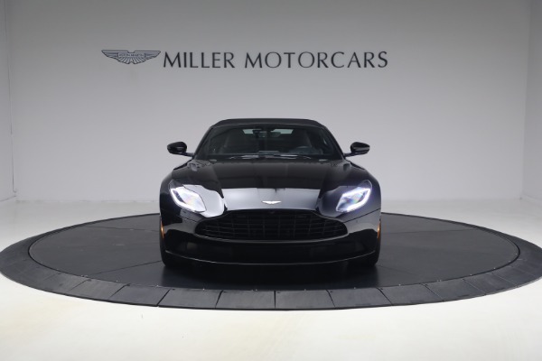 Used 2020 Aston Martin DB11 Volante for sale $121,900 at Alfa Romeo of Westport in Westport CT 06880 24