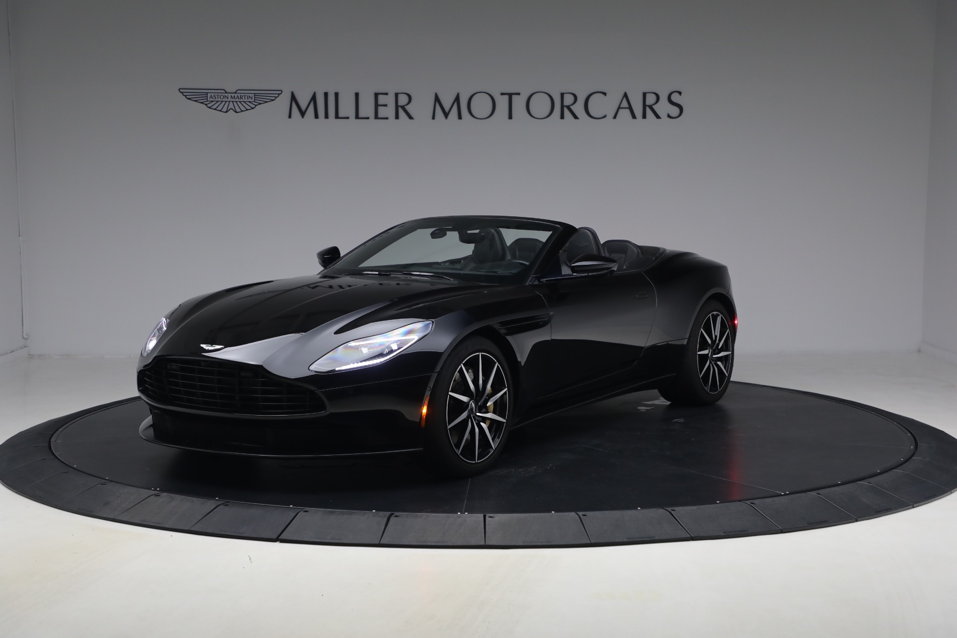 Used 2020 Aston Martin DB11 Volante for sale $121,900 at Alfa Romeo of Westport in Westport CT 06880 1