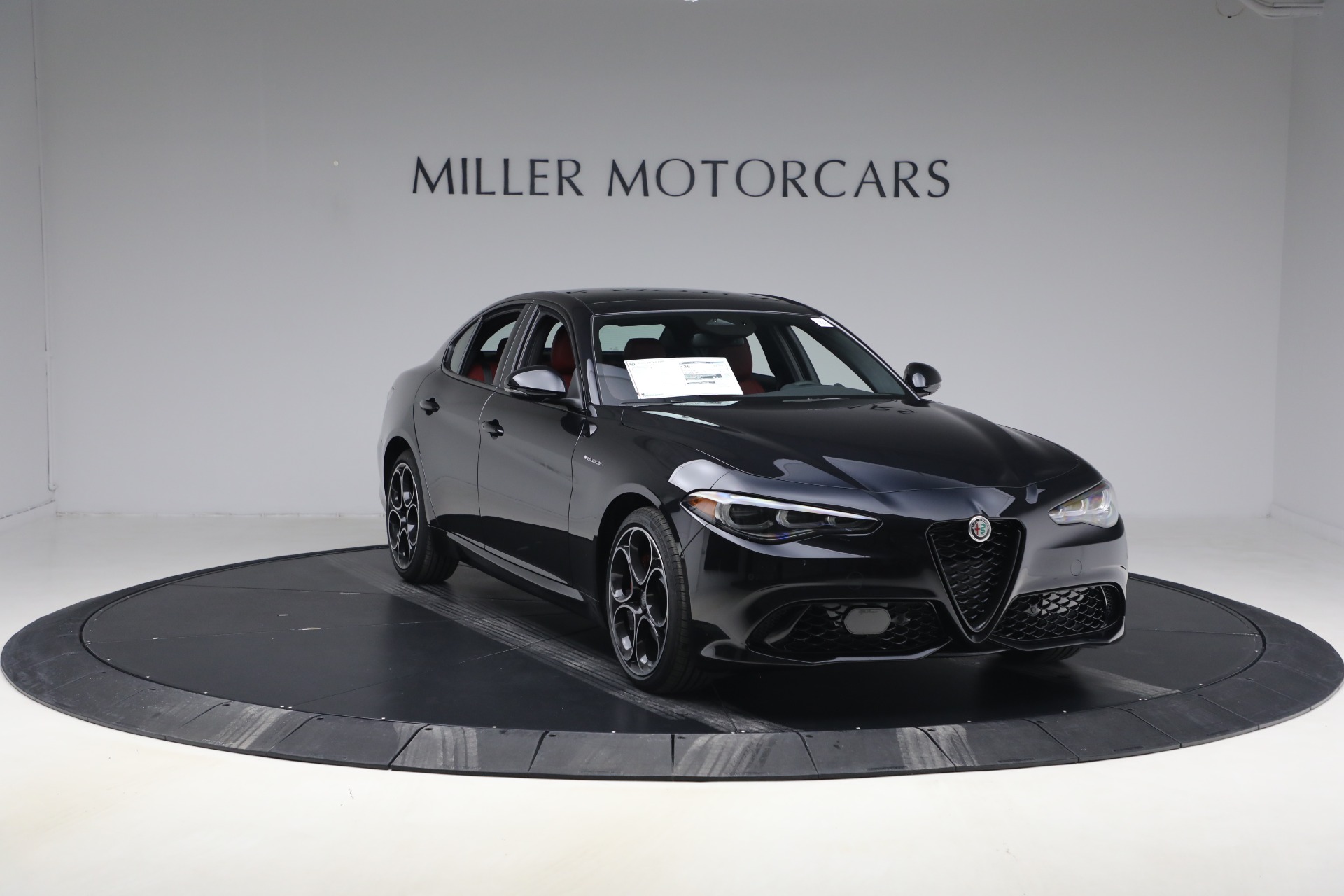2026 Alfa Romeo Giulia Base - Photo 11