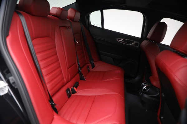 New 2026 Alfa Romeo Giulia VELOCE for sale $57,041 at Alfa Romeo of Westport in Westport CT 06880 21