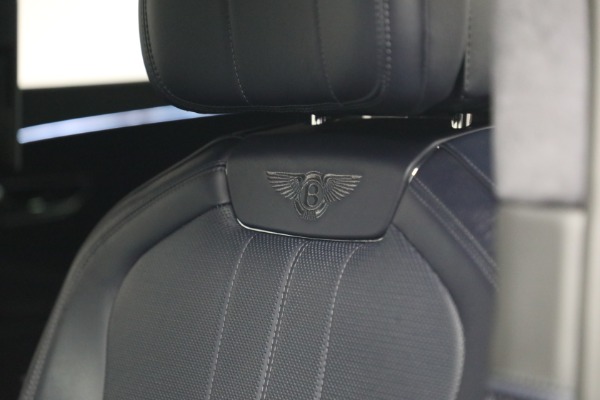 Used 2023 Bentley Flying Spur V8 for sale $143,900 at Alfa Romeo of Westport in Westport CT 06880 22