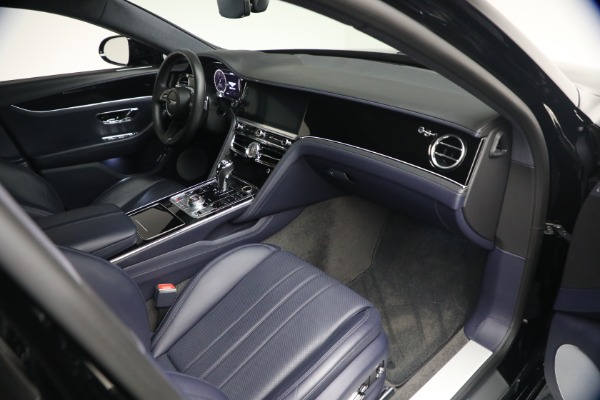 Used 2023 Bentley Flying Spur V8 for sale $143,900 at Alfa Romeo of Westport in Westport CT 06880 27