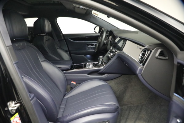 Used 2023 Bentley Flying Spur V8 for sale $143,900 at Alfa Romeo of Westport in Westport CT 06880 28