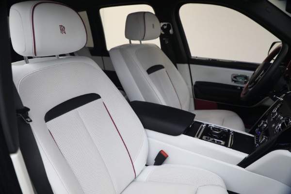 Used 2025 Rolls-Royce Black Badge Cullinan for sale Call for price at Alfa Romeo of Westport in Westport CT 06880 20