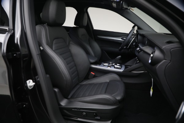 New 2026 Alfa Romeo Stelvio Veloce for sale $61,465 at Alfa Romeo of Westport in Westport CT 06880 16