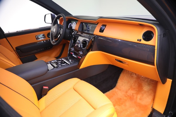 Used 2024 Rolls-Royce Black Badge Cullinan for sale $409,900 at Alfa Romeo of Westport in Westport CT 06880 21