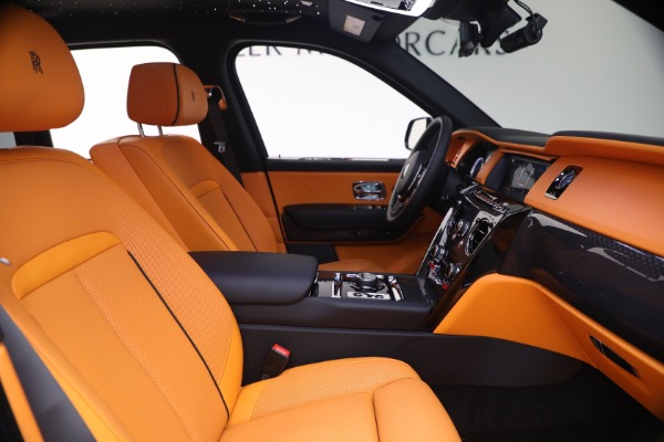 Used 2024 Rolls-Royce Black Badge Cullinan for sale $409,900 at Alfa Romeo of Westport in Westport CT 06880 22