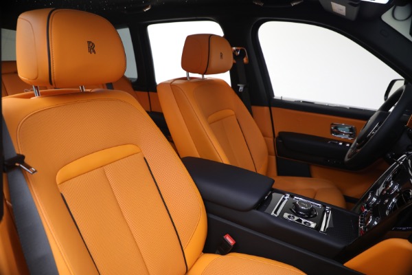 Used 2024 Rolls-Royce Black Badge Cullinan for sale $409,900 at Alfa Romeo of Westport in Westport CT 06880 23