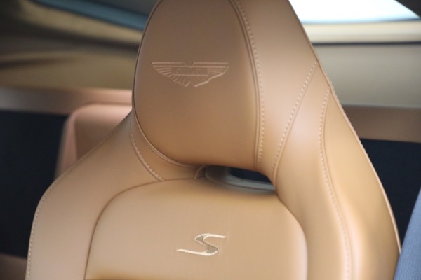 New 2026 Aston Martin Vantage S for sale $249,800 at Alfa Romeo of Westport in Westport CT 06880 26