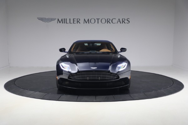 Used 2019 Aston Martin DB11 Volante for sale $121,900 at Alfa Romeo of Westport in Westport CT 06880 24