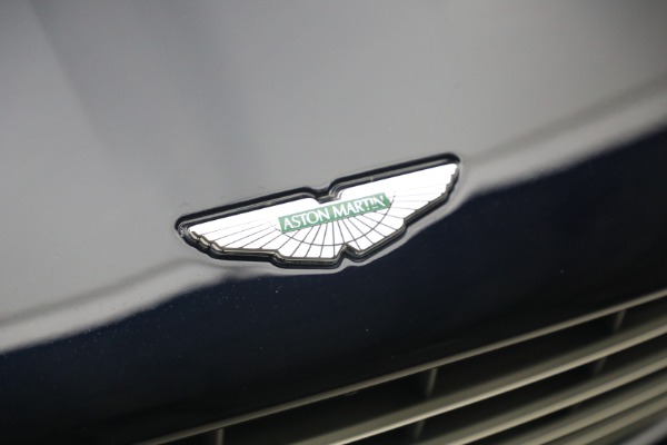 Used 2019 Aston Martin DB11 Volante for sale $121,900 at Alfa Romeo of Westport in Westport CT 06880 26
