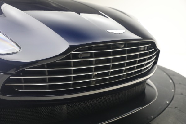 Used 2019 Aston Martin DB11 Volante for sale $121,900 at Alfa Romeo of Westport in Westport CT 06880 27